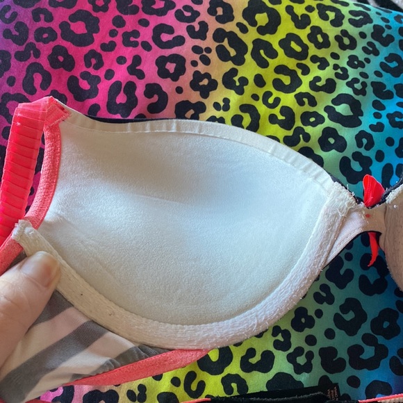 Bra - Picture 4 of 6